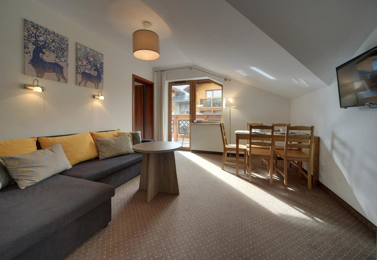 Apartamenty Sun Seasons 24 - Sosnowe シクラルスカ・ポレンバ エクステリア 写真