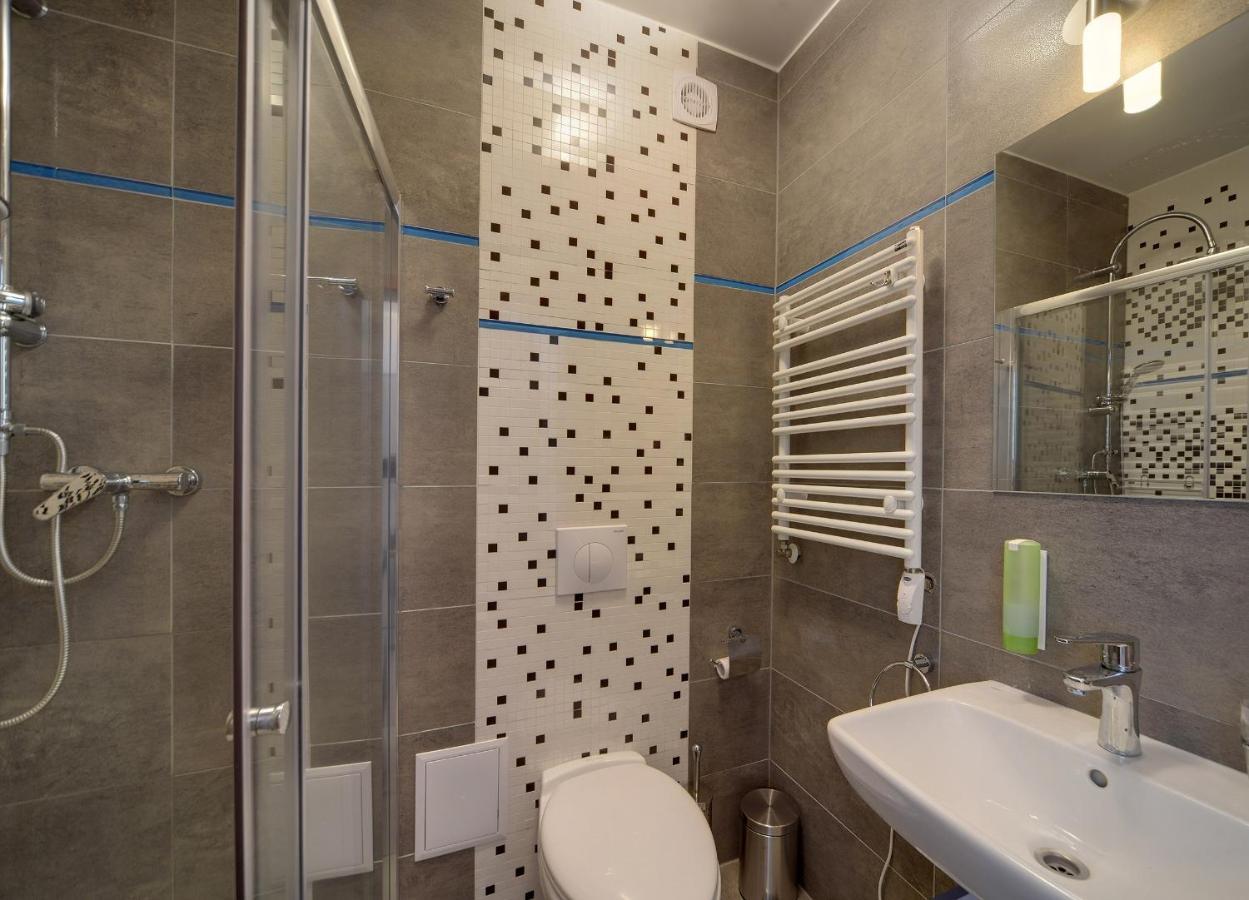 Apartamenty Sun Seasons 24 - Sosnowe シクラルスカ・ポレンバ エクステリア 写真